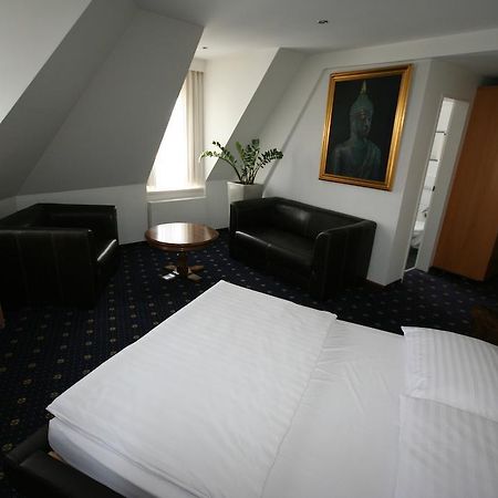 Hotel Regina Цюрих Екстериор снимка