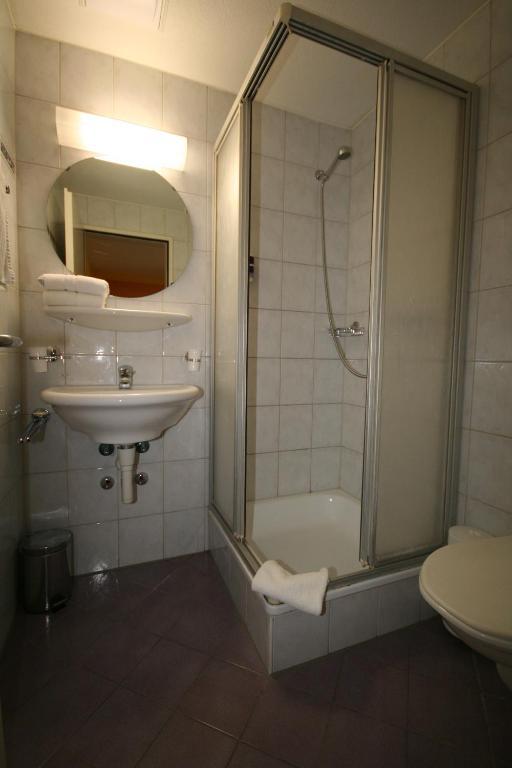Hotel Regina Цюрих Стая снимка